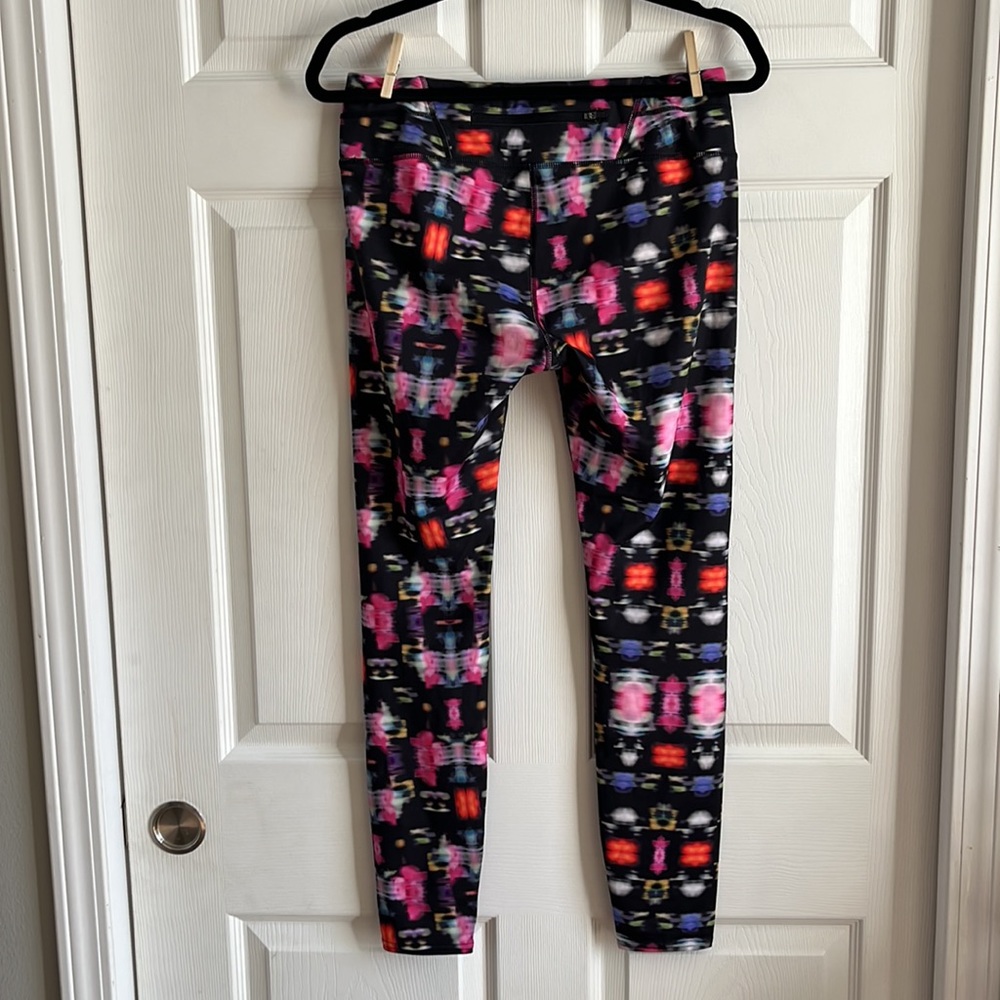 Athleta‎ Speed Sonar Tight / SZ M - Picture 8 of 10